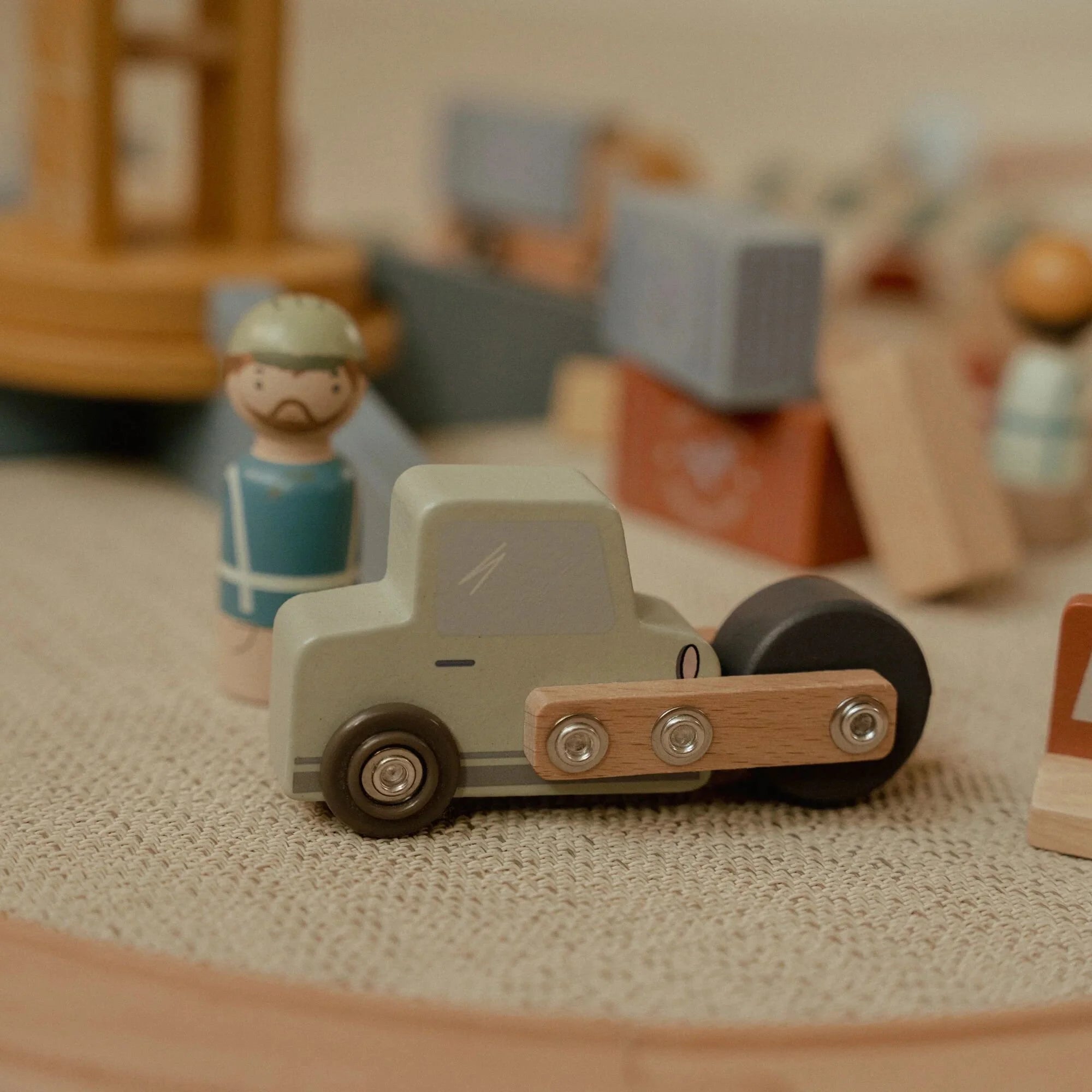 Wooden Crane Set