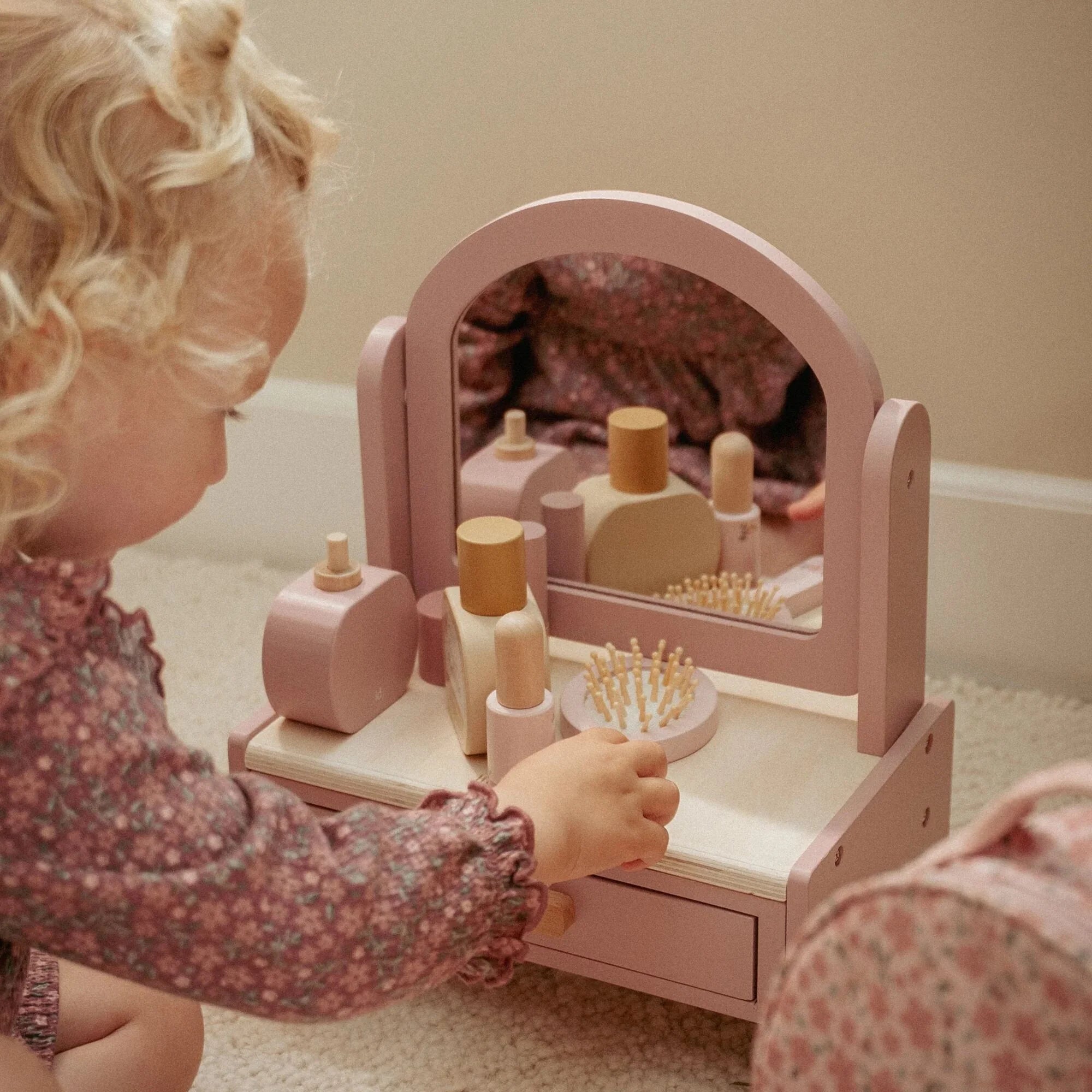 Wooden Dressing Table